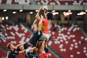 步行者酝酿重磅交易，新星贾雷斯-沃克或成筹码，球队战略转向引关注